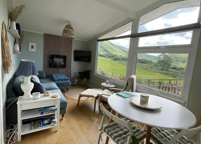 Cosy Private Chalet